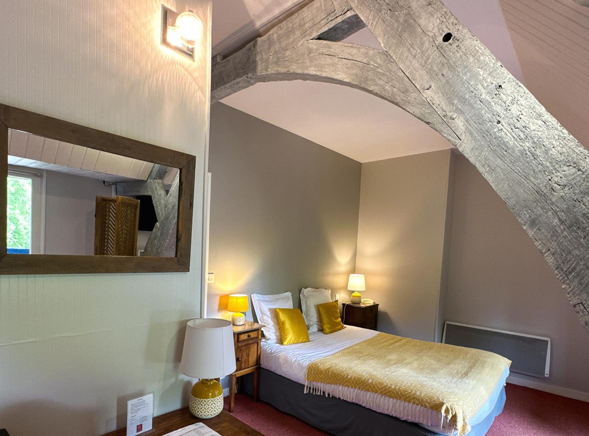 Logis hôtel Le Manoir Des Portes Lamballe Extérieur photo