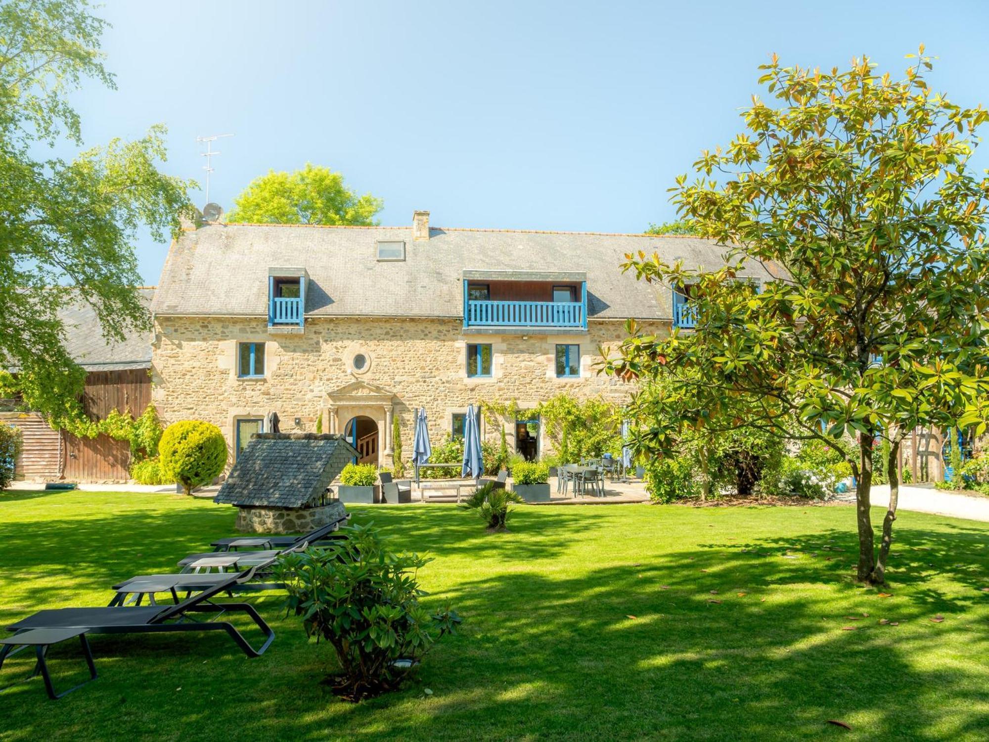 Logis hôtel Le Manoir Des Portes Lamballe Extérieur photo
